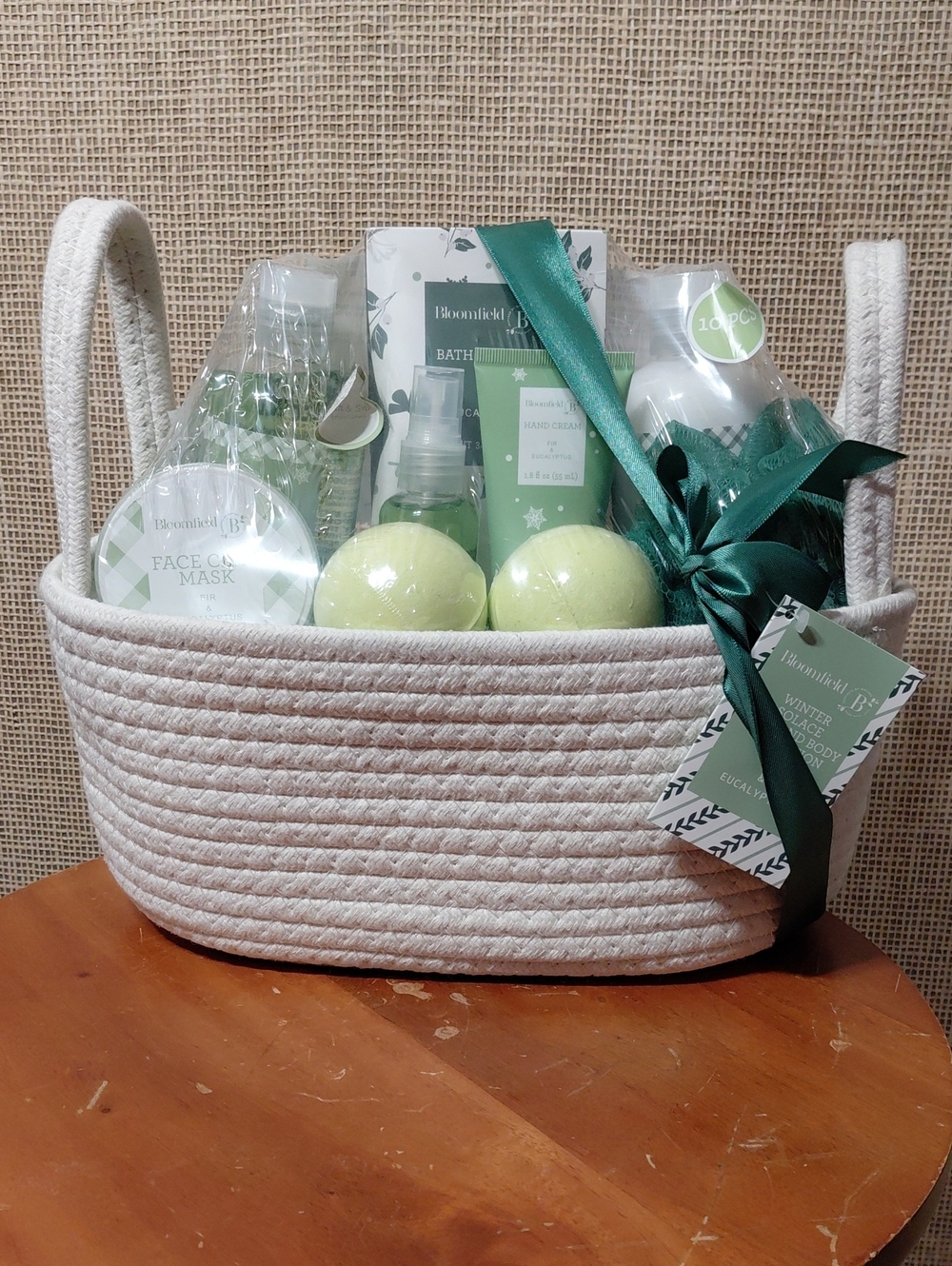 McEucalyptus Green Bath & Body Gift Basket - Relaxing Spa Set